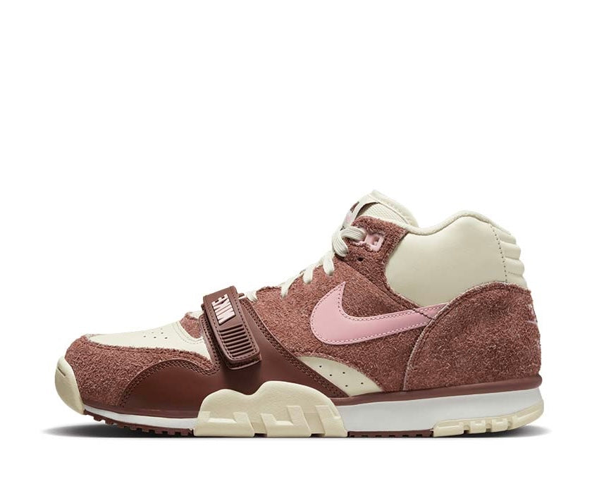 Nike Air Trainer 1 Love