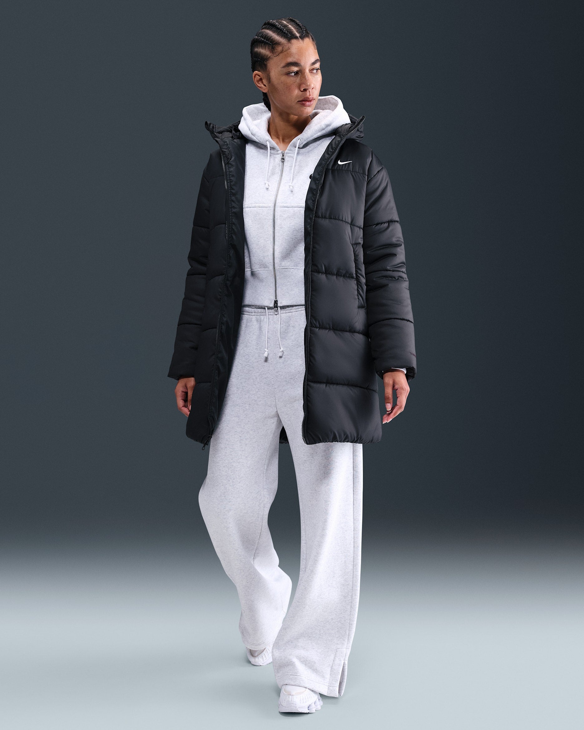 Nike Sportswear Classic
Parka ampio con cappuccio Therma-FIT –