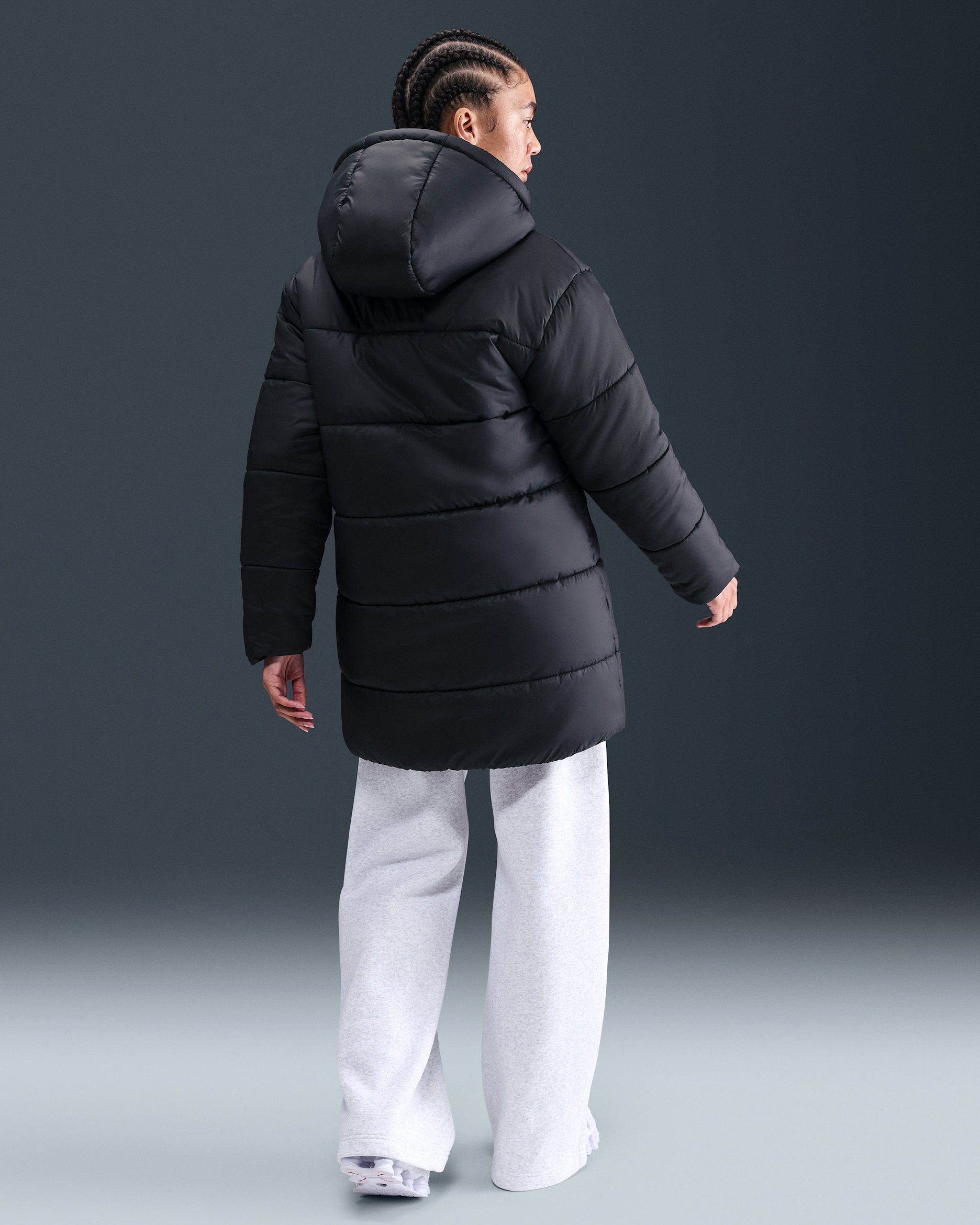 Nike Sportswear Classic
Parka ampio con cappuccio Therma-FIT –