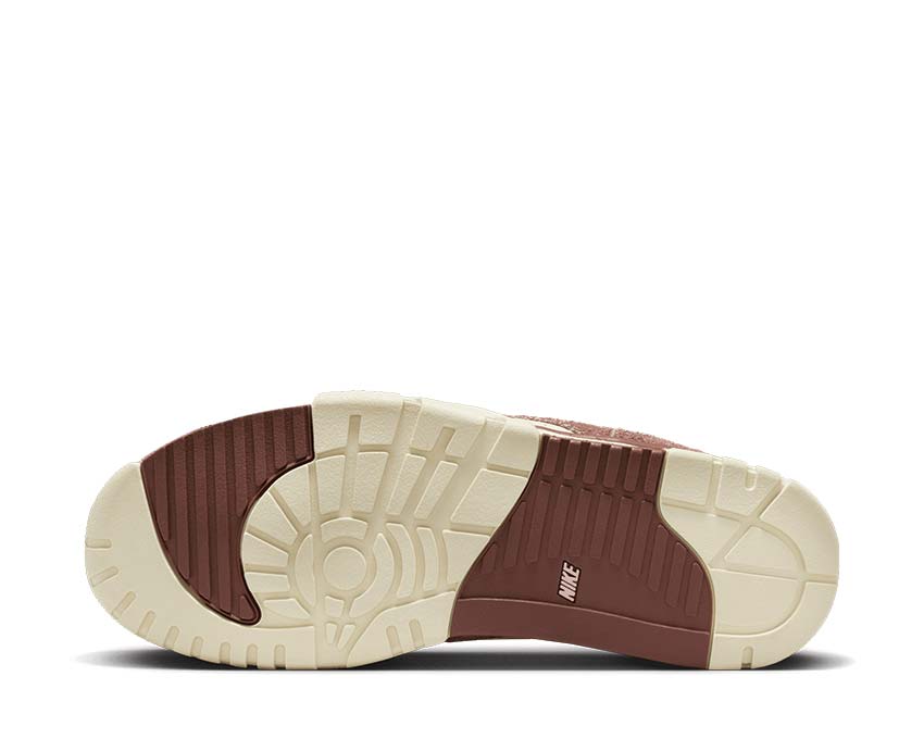 Nike Air Trainer 1 Love