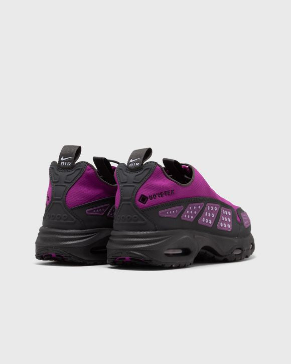 NIKE Air Max SNDR GORE-TEX "BOLD BERRY AND DARK SMOKE GREY
